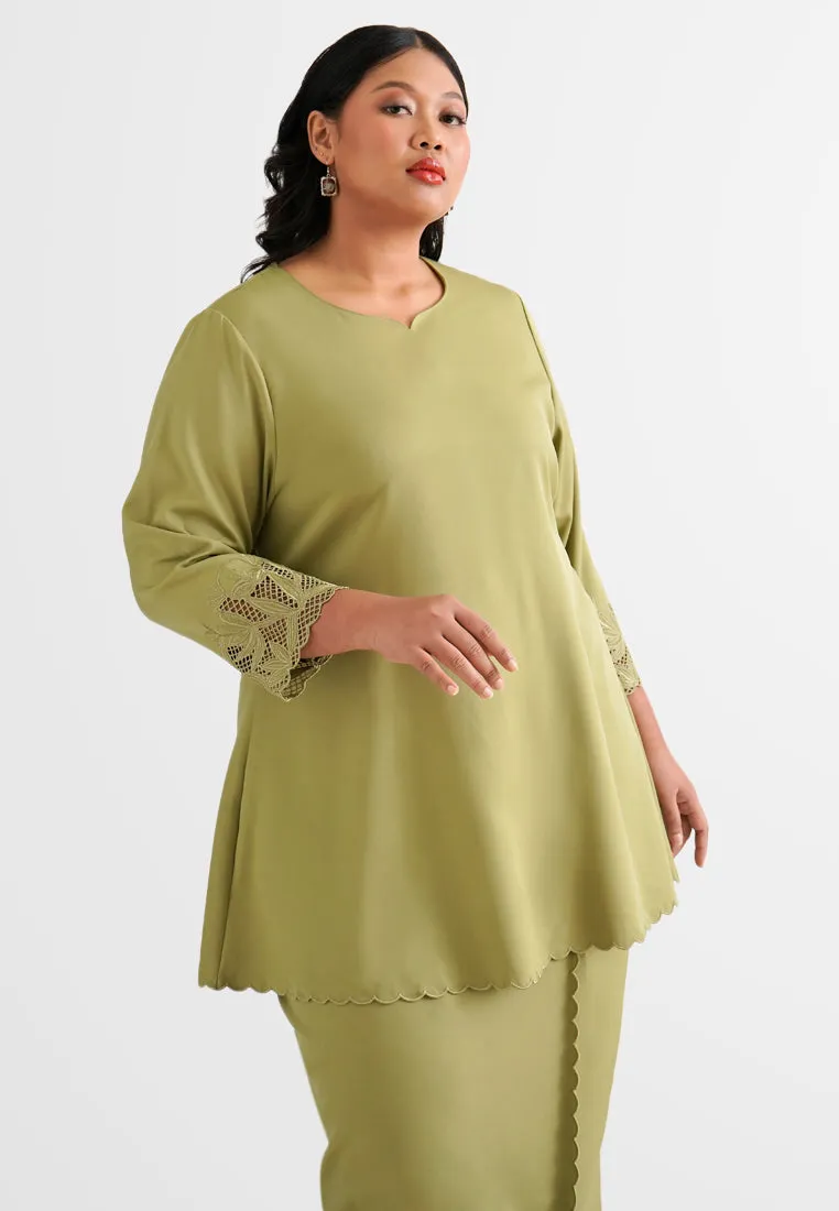 Elifah Minimalist Embroidery Scallop Hem Net Lace Kurung Set