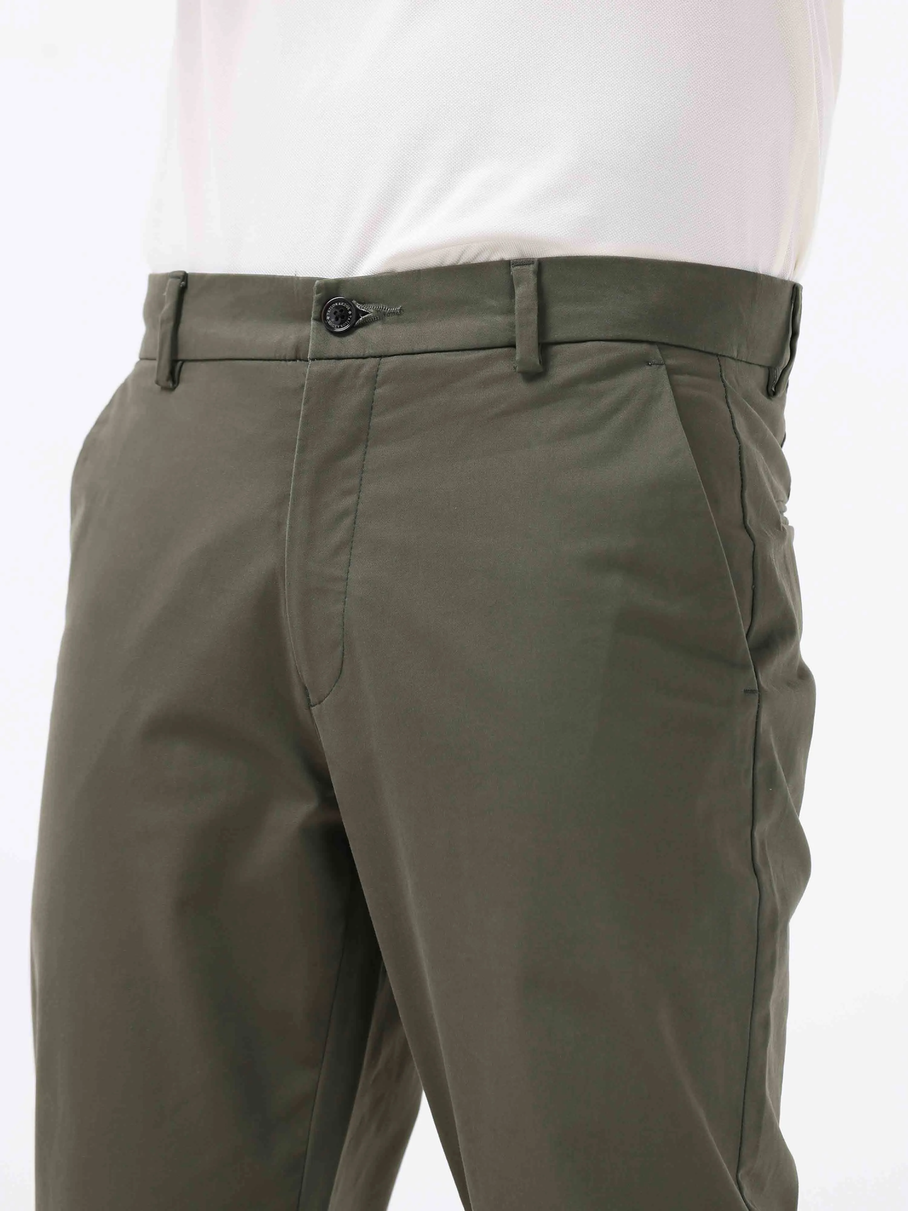 Semi Liquid Statement Olive Chino