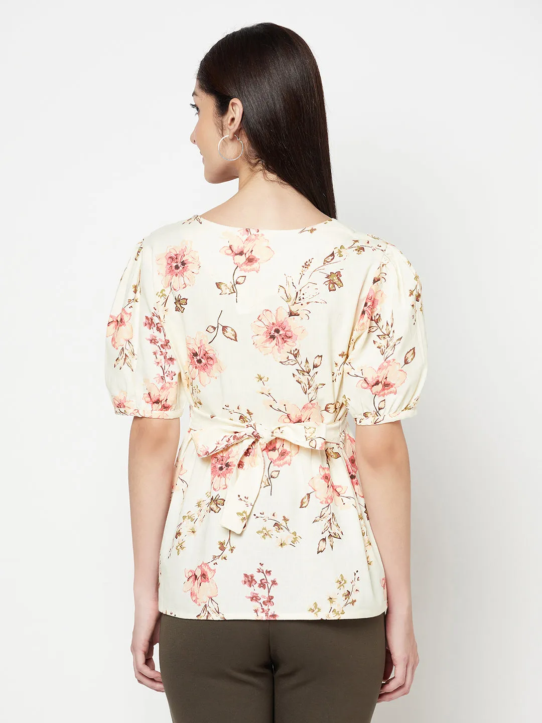 Women's Casual  Offwhite Floral Print V neck Top